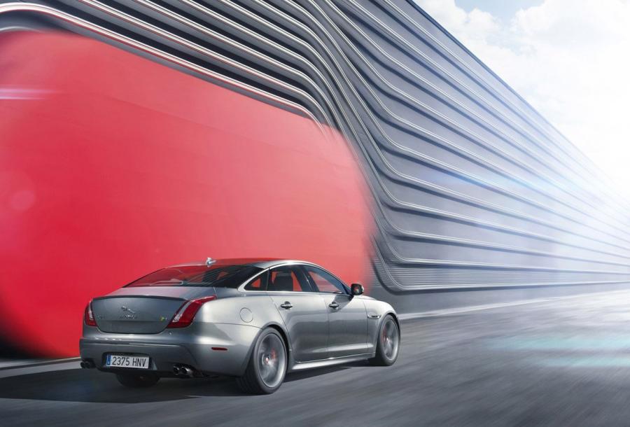  Jaguar XJR 2014 года  (фото 46 из 116)
